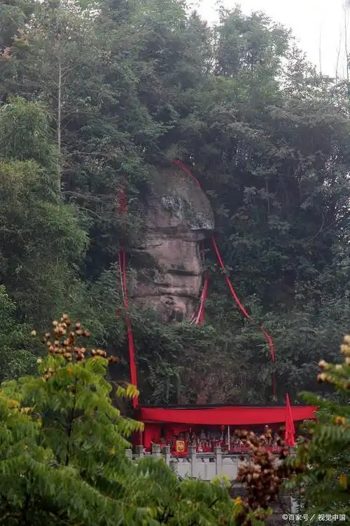 探寻泸州玉蟾山景区:自然之美与文化的和谐交融