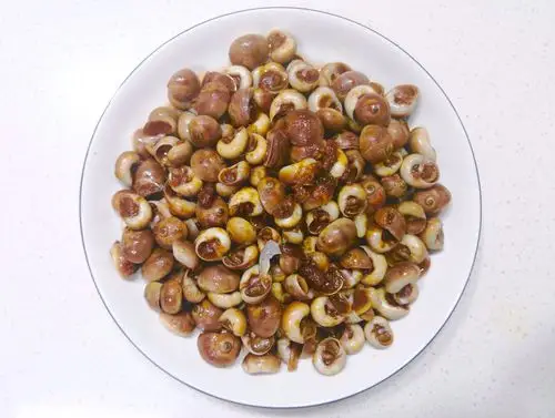 胶东海鲜之《酱爆海荸荠》