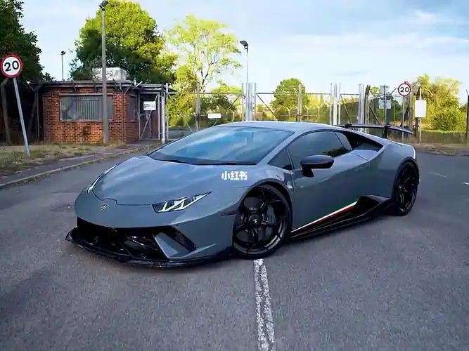 兰博基尼huracan暴躁小牛