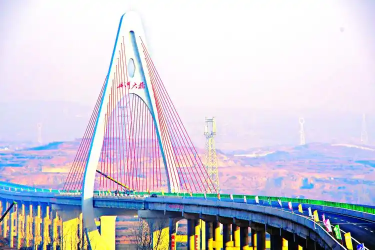 晋城新地标--丹河特大桥问世