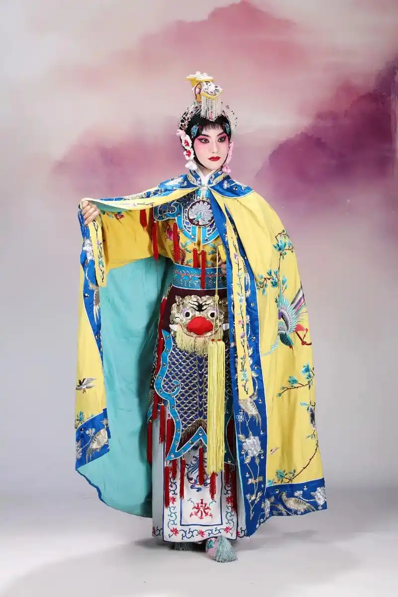 霸王别姬#虞姬#京剧#京剧摄影#04 - 抖音