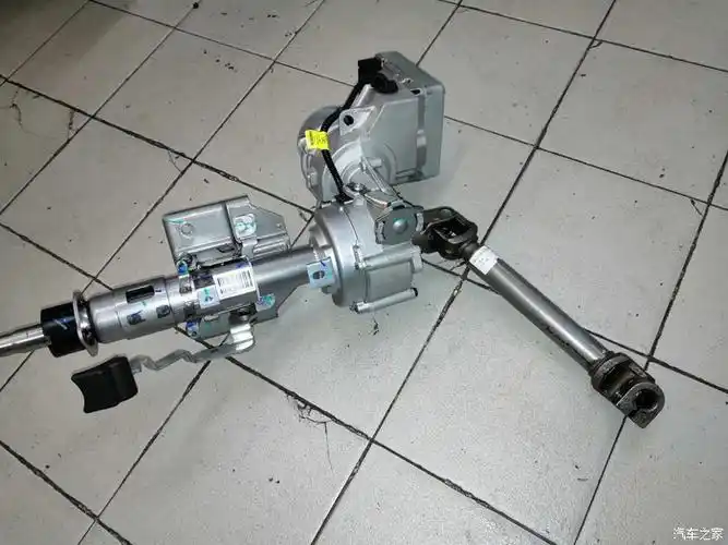 更换方向盘管柱