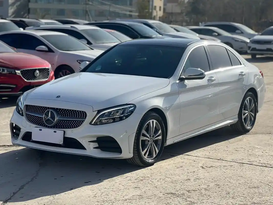 73新到2021年奔驰c200l时尚运动款1.5t 全车原版原漆 安全行驶2.