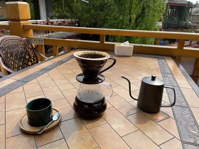 谁说有咖啡机才能在家喝咖啡