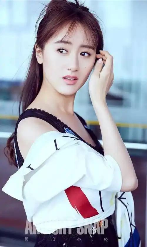 袁冰妍美照一册欣赏