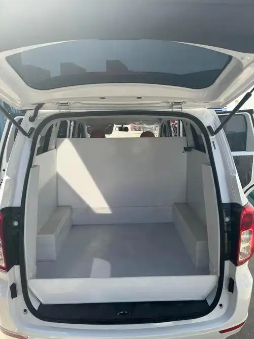 不锈钢板以及各种塑料制品,适用于五菱神车,车厢制作,货拉拉,面包车