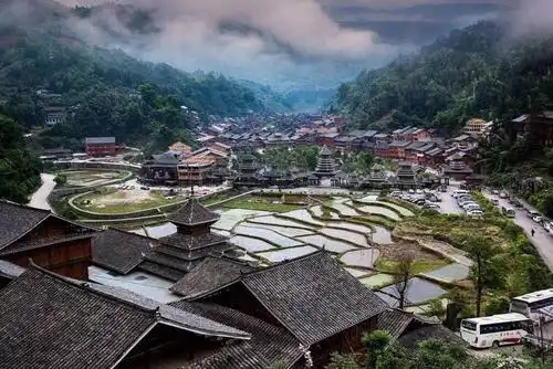 揭秘天龙屯堡古镇凝聚了六百年的谜居民至今仍然穿着明朝汉服