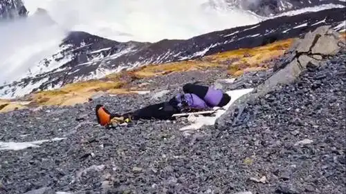 原创看了一圈,没几个讲明白的,中国测量队为什么又登顶珠峰?