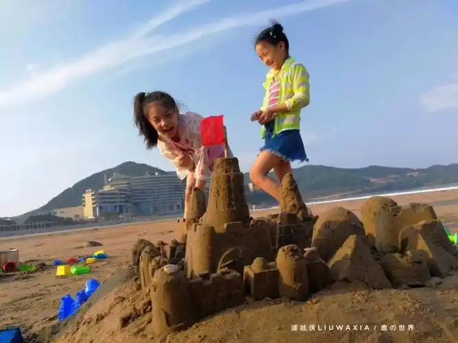 沙滩城堡←沙子的作用海沙的由来知识点:带你一起建造属于你的城堡