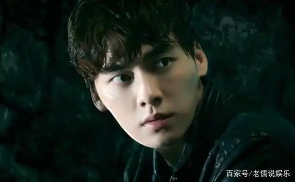 李易峰 饰演 吴邪