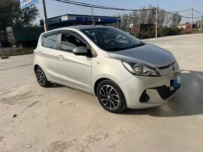 16年长安奔奔,1.