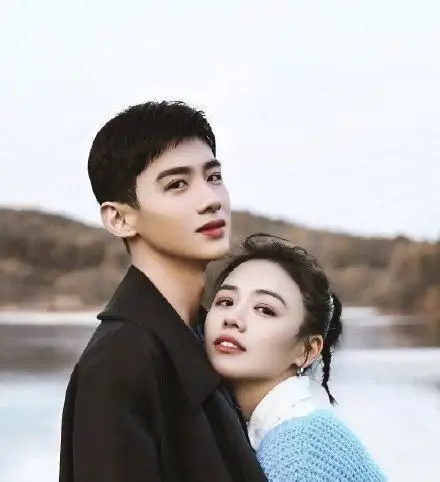 《城池营垒》亲吻花絮公开!白敬亭控诉马思纯咬他一口,网友大赞