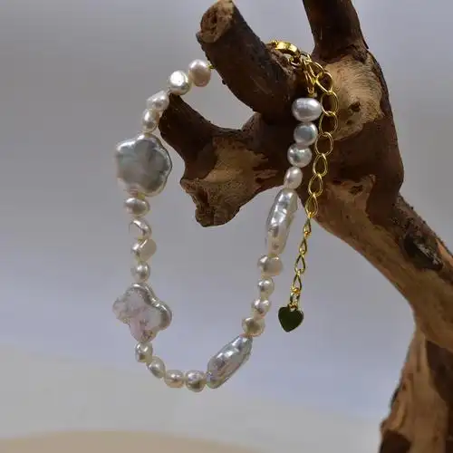 天然淡水珍珠巴洛克花朵手链女款轻奢百搭小众设计高级感时尚饰品