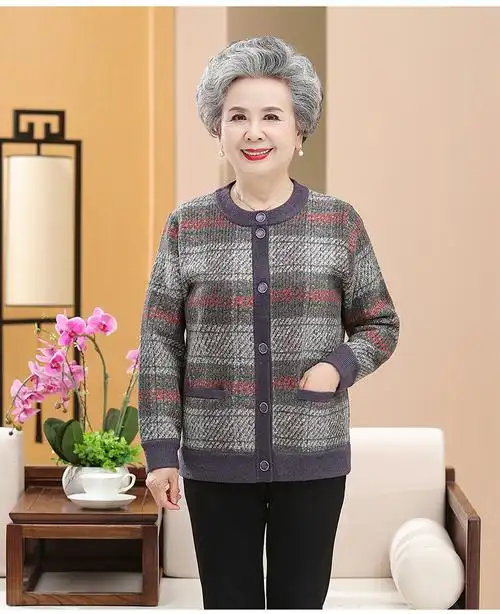 毛衣老年秋冬加绒加厚开衫羊羔毛绒妈妈太太保暖酱红上衣m建议90斤