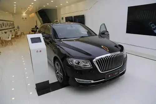 2018款红旗h7,30万级别豪华c级新商务座驾,车展实拍!