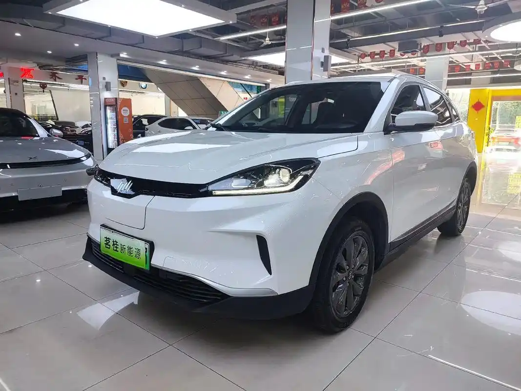 威马ex5.20年6月份上牌,纯电续航400公里,非营运私家 - 抖音