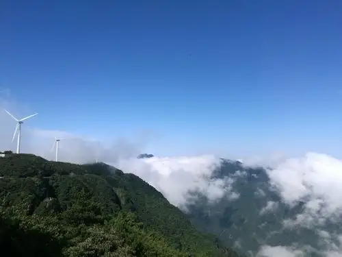 风景秀美的湖北通山县九宫山