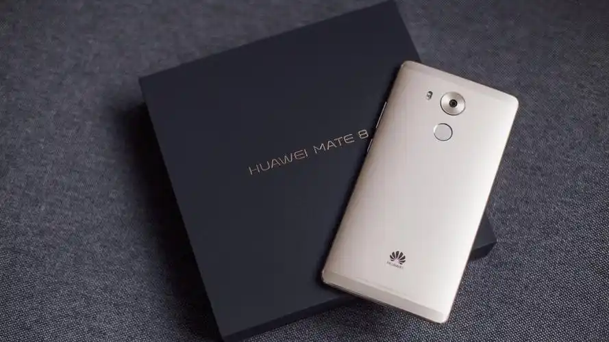 华为mate8