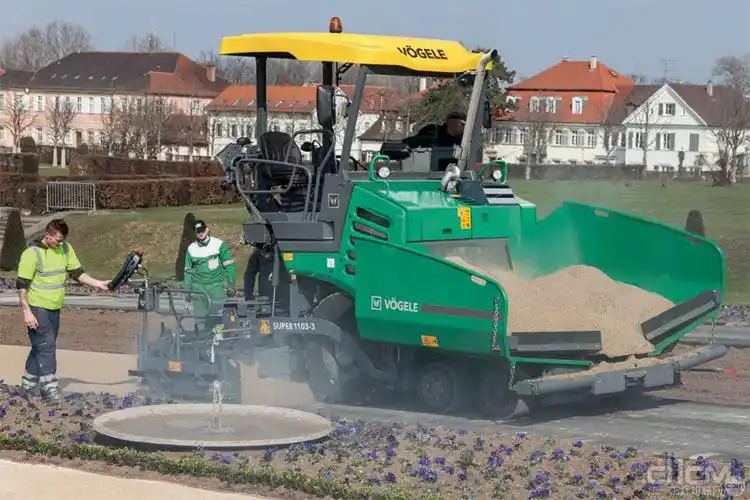 【福格勒超级 1103-3沥青摊铺机图片大全】-第一工程机械网