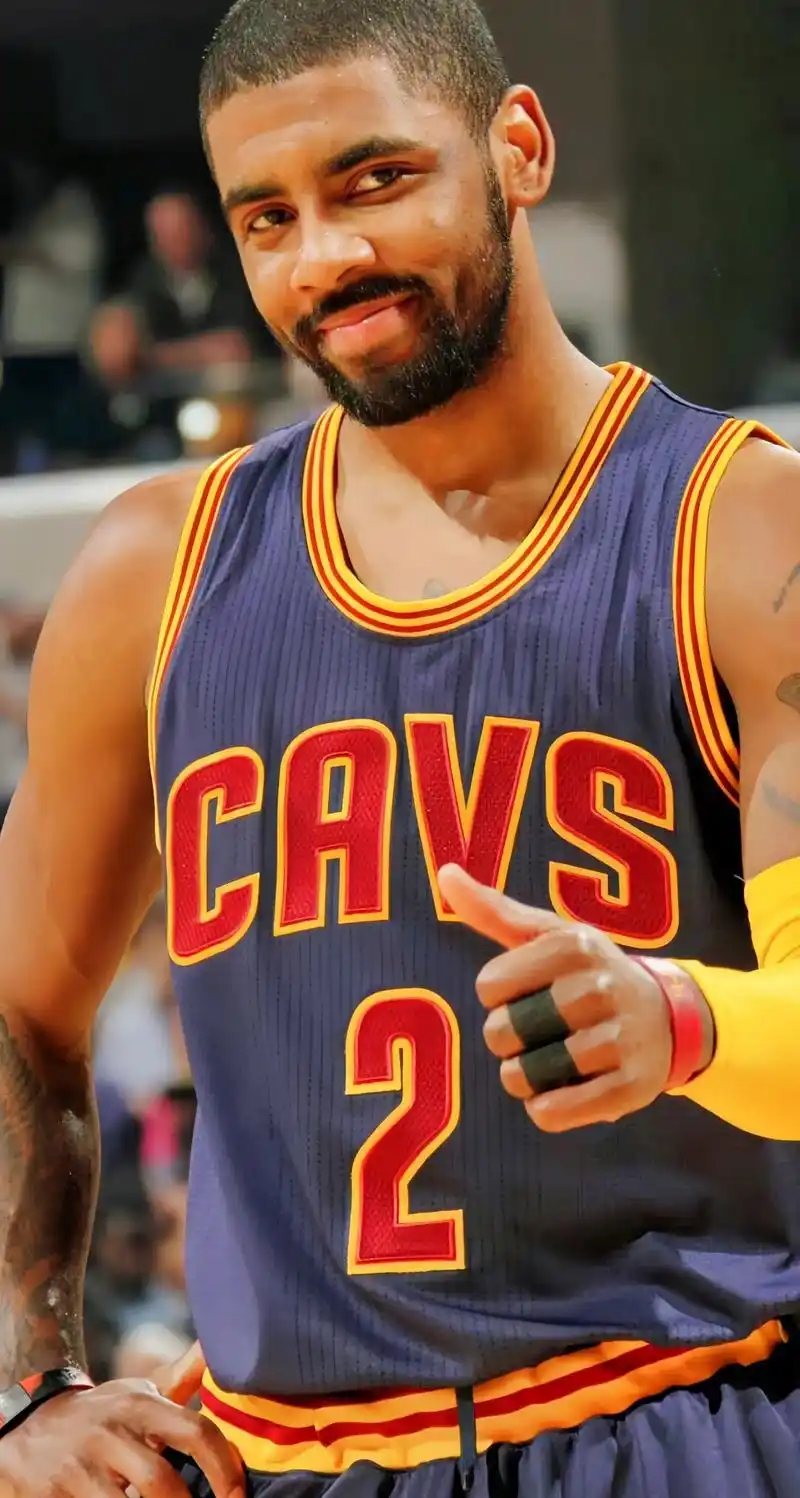 把爱留给凯里欧文#欧文 #高清壁纸 #用篮球表达心情 #独行 - 抖音