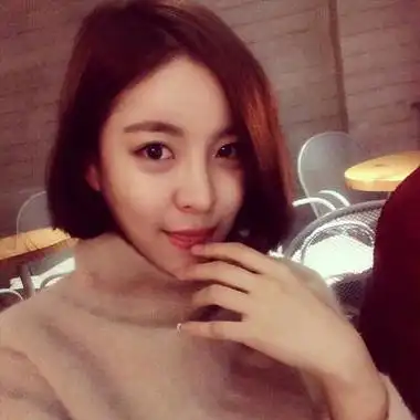 40岁短发头像女 女生头像图片大全 -【爱个性】