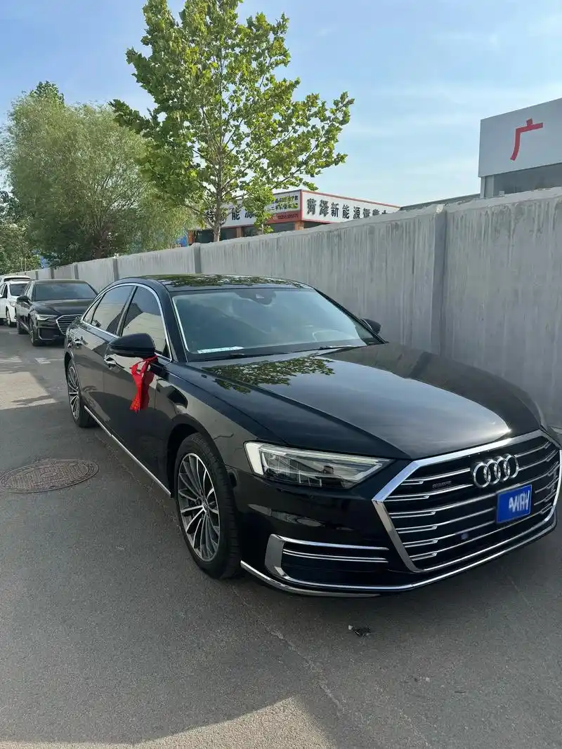 21款奥迪a8l支持日租,周租,月租,支持以租代购