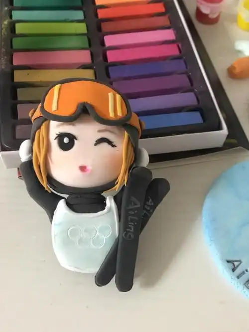 q版谷爱凌粘土制作教程