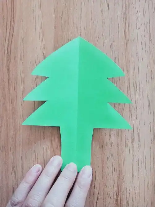 "浇灌,以"拓"创新】3月12日家庭教育指导建议(小班组) 写美篇一,剪纸