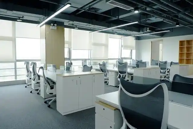 深圳南山办公室装修 _ 办公室效果图设计 _ 刚柔并济展现独特办公空间