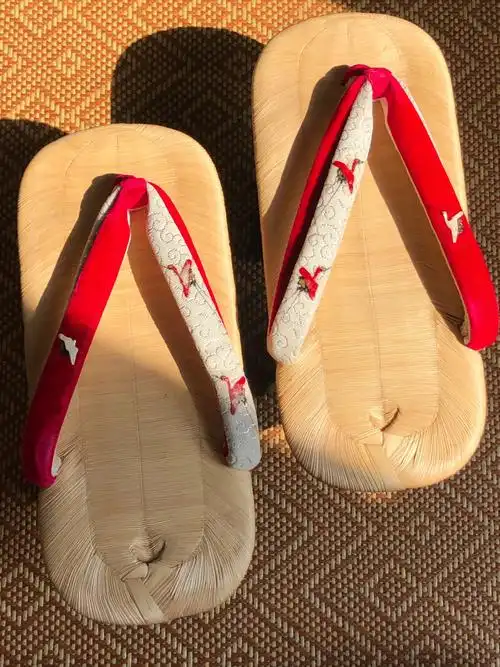 花魁木屐日本金莳绘松鹤御誂髙足雪駄