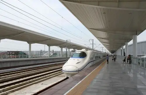 苏州新区高铁站图片