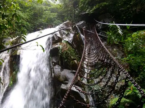 清远玄真古洞漂流度假区一日游
