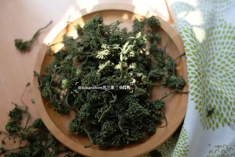 人参味道的人参花浸泡油