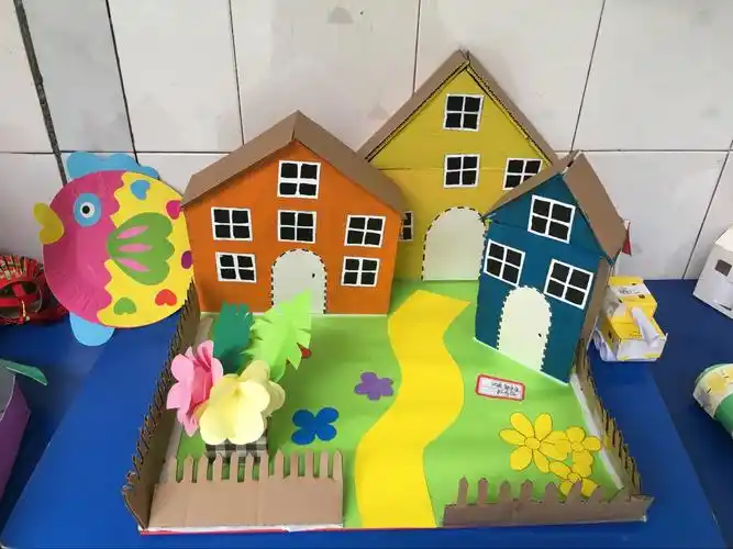 磁湖小学2021年变废为宝手工创意作品展