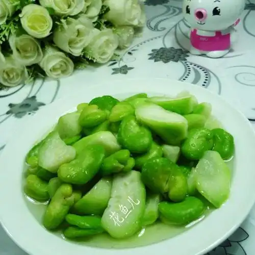 蚕豆炒夜开花,清爽好吃,一次就炒一大锅,看着流口水