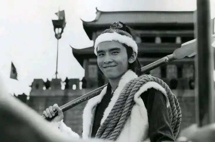 "古装美男"姜大卫纵横影坛50年余年,主演电影票房数据总汇