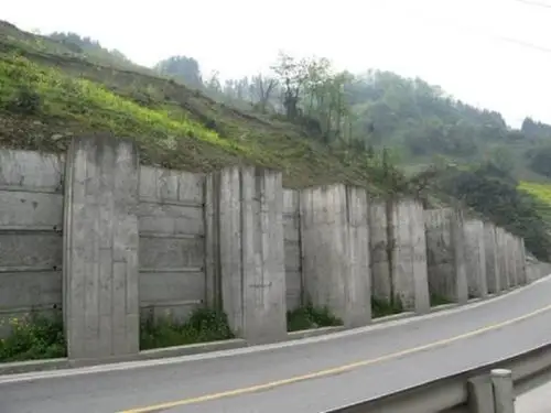 分享专家抗滑桩专项施工方案资料下载