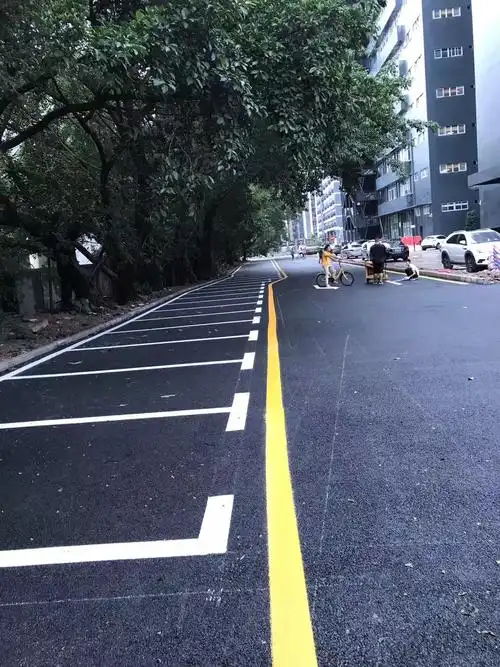 深圳平湖厂区车位划线-工业园车位划线