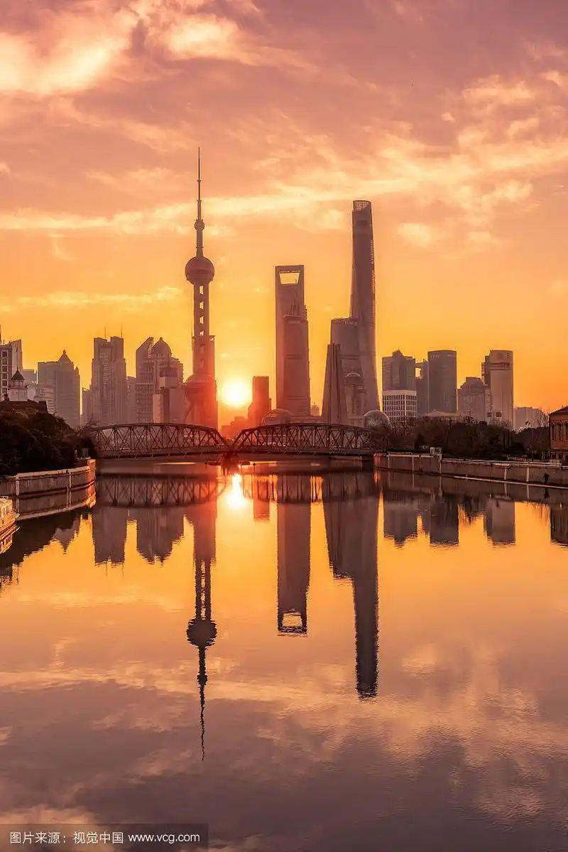 上海陆家嘴日出