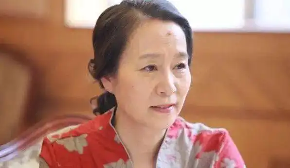 王丽云是一位老演员了,现在是妈妈专业户,演过很多著