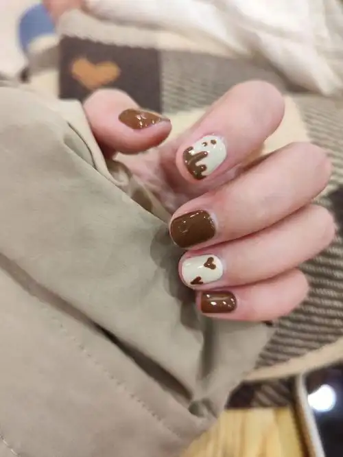 海底捞美甲也太香了趴在小红书上找的图,做的我太喜欢了##海底捞美甲