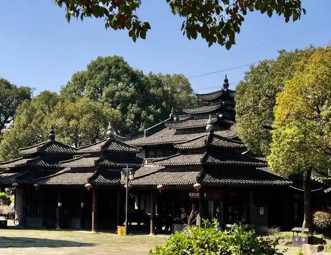 重檐歇山顶建筑