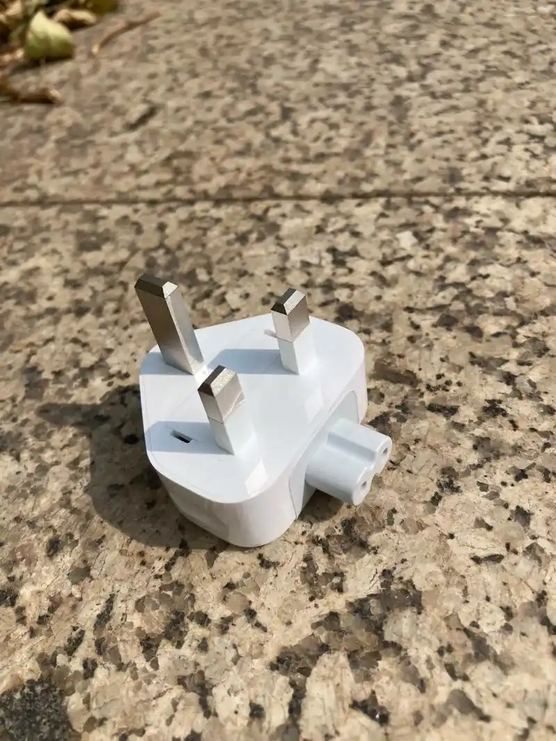 适用于苹果手机的充电器转换头#英规头#英规插头#苹果#欧规头 - 抖音