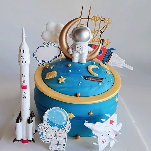 宇航员蛋糕装饰摆件坐月亮宇航员男孩生日烘焙节日航天飞行员公仔