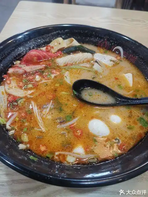 金吉瑞海鲜麻辣烫