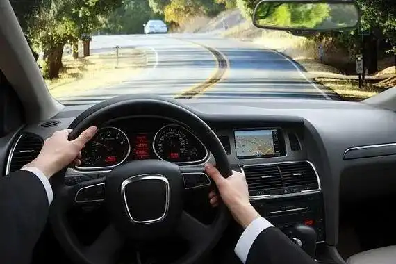 一般情况下,我们驾驶的车辆都是标准模式.