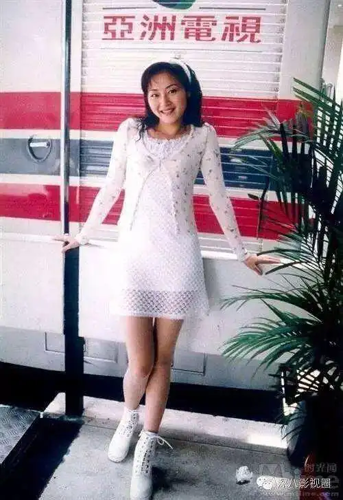 青陌陌的相册-我和僵尸有个约会马小玲服装篇