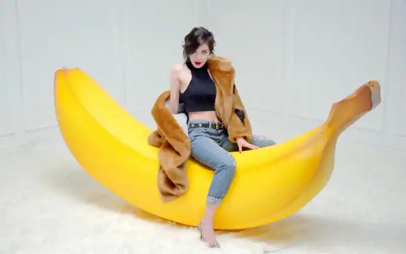 泫雅 red红 mv官方