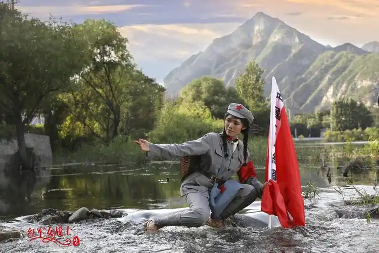 《快乐的女战士》电视剧红色娘子军插曲