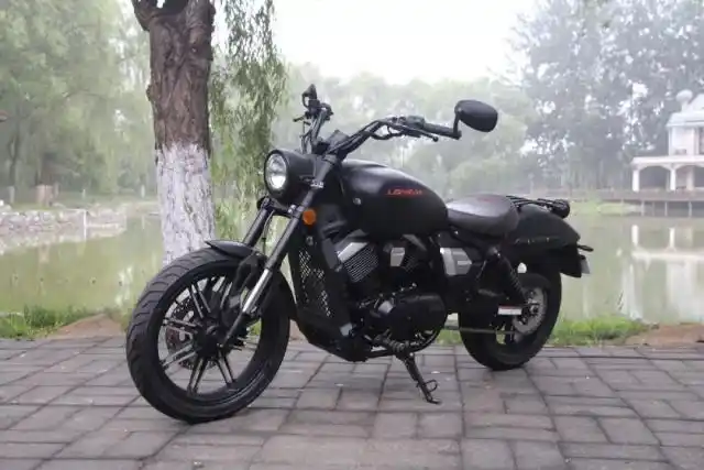 高颜值250巡航太子增加双通道abs,价格增加1000元,实力大增